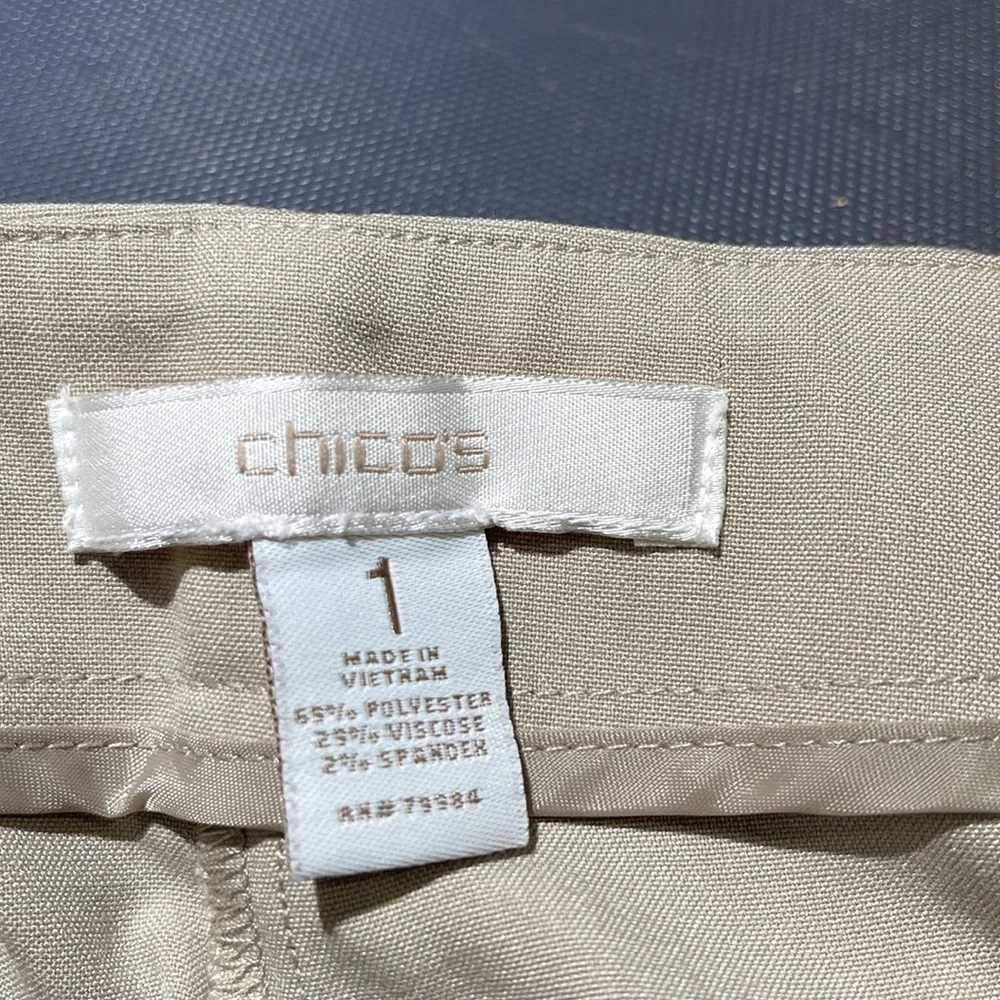 🥳🥳 📦 CHICOS Dress Slacks, light khaki color, Size 1(12) - Picture 3 of 8